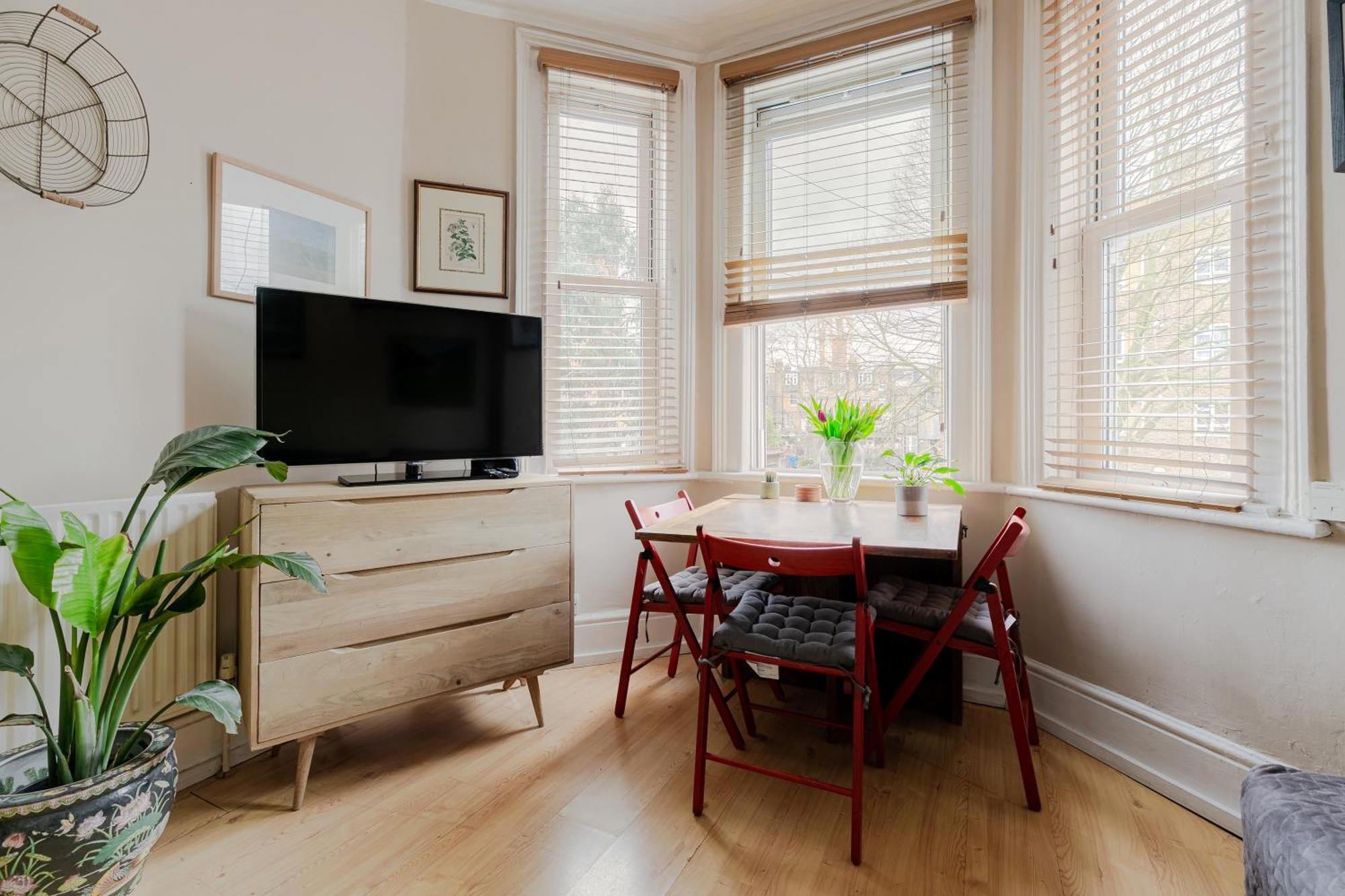 Апартаменты Artistic Pied-A-Terre, Steps From The Tube, Moments From London'S Heart Экстерьер фото